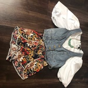 🔴SOLD🔴 Jean Vest